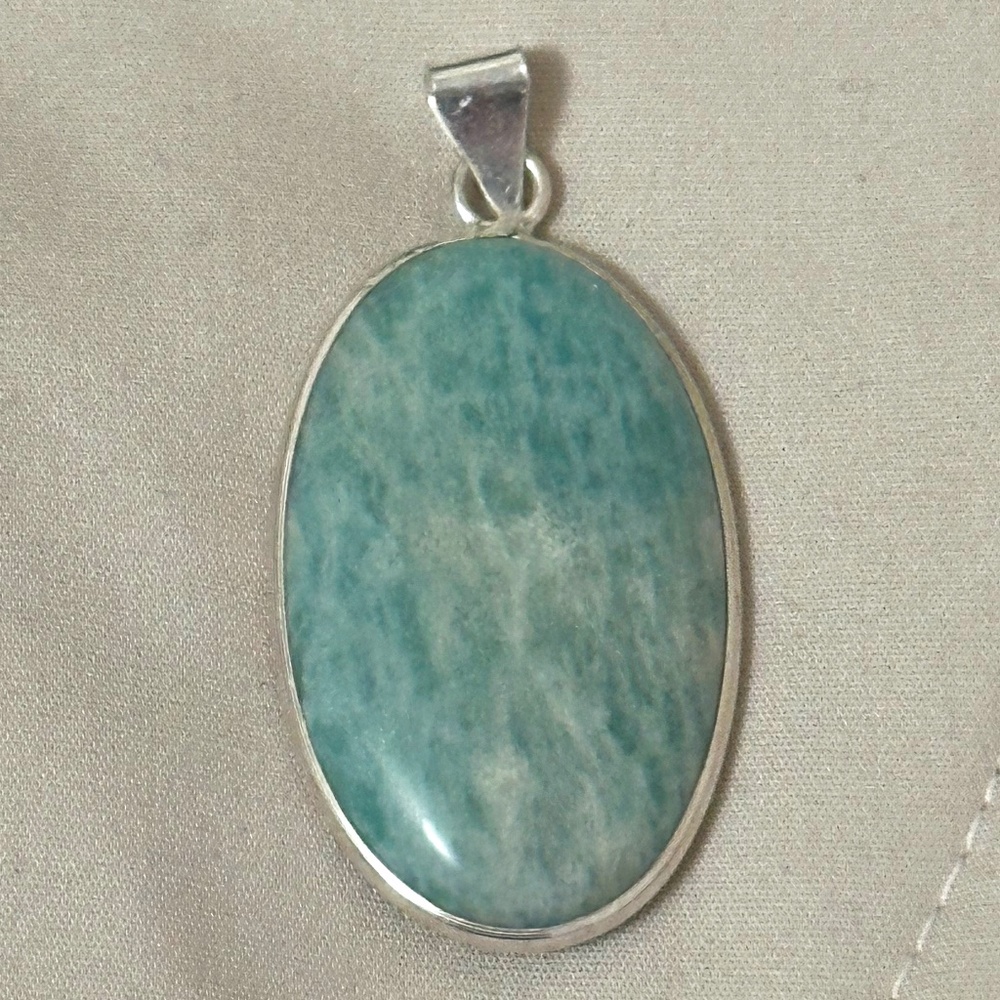 925 Sterling Silver Plated Larimar Pendant Large Oval Genuine Stone NWOT